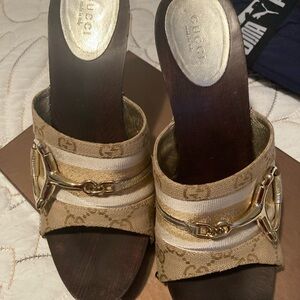 Gucci shoes has minor scratches